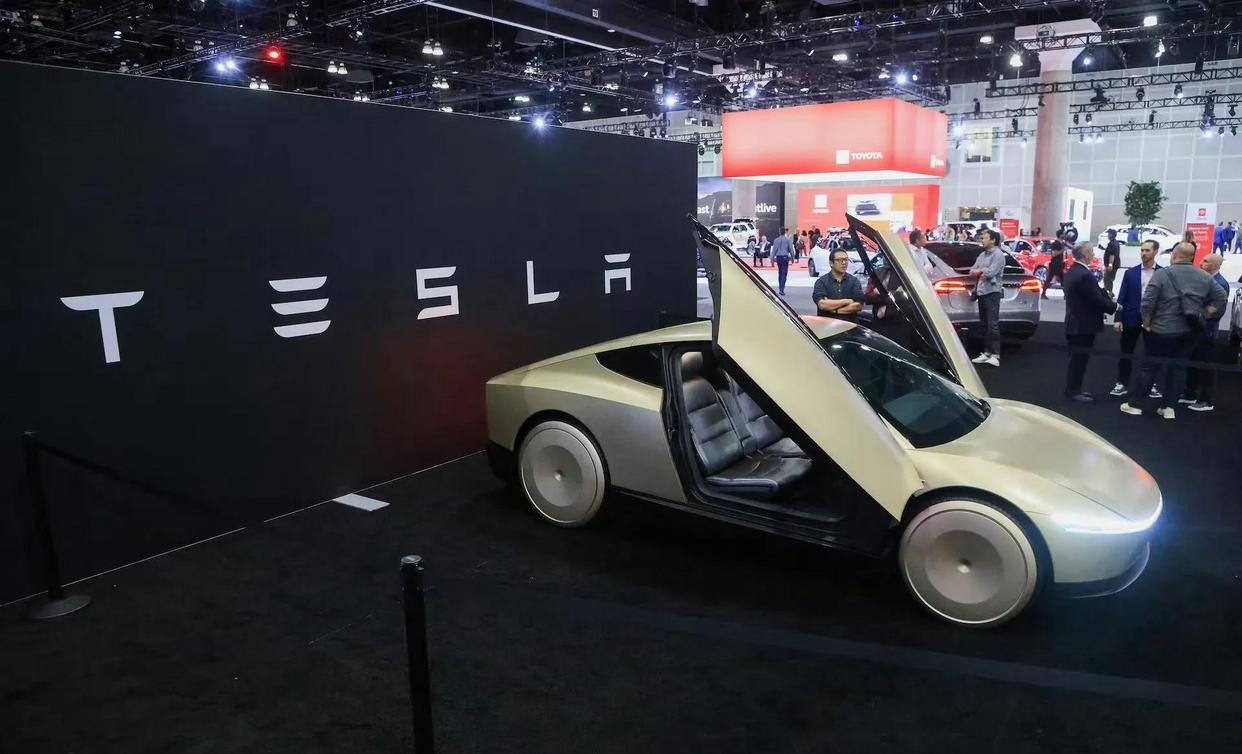 Tesla AI6 Autonomous Chip: New Wafer Computing Power Record & Mass Production Roadmap